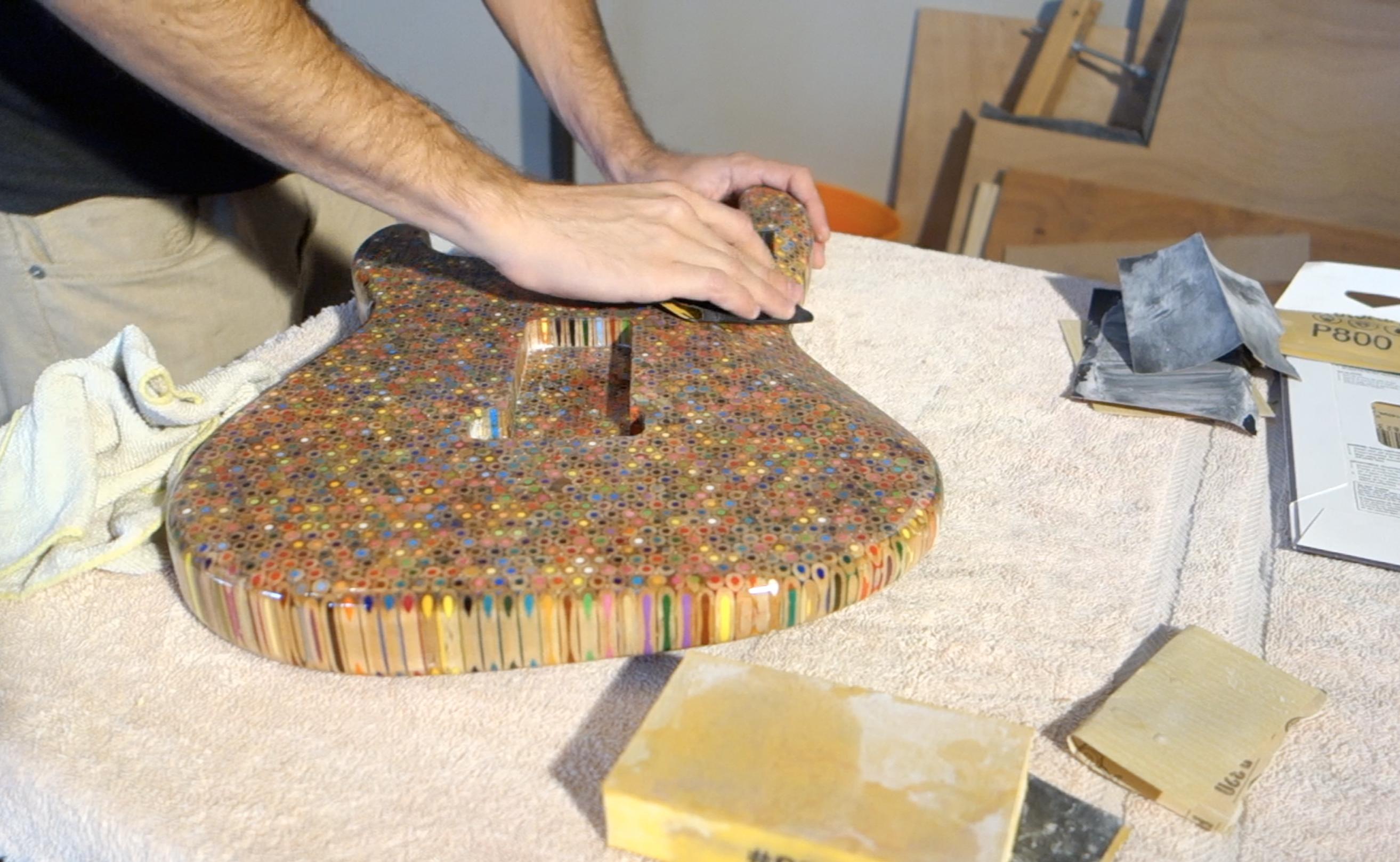 Artist Builds An Electric Guitar Out of 1200 Colored Pencils artFido